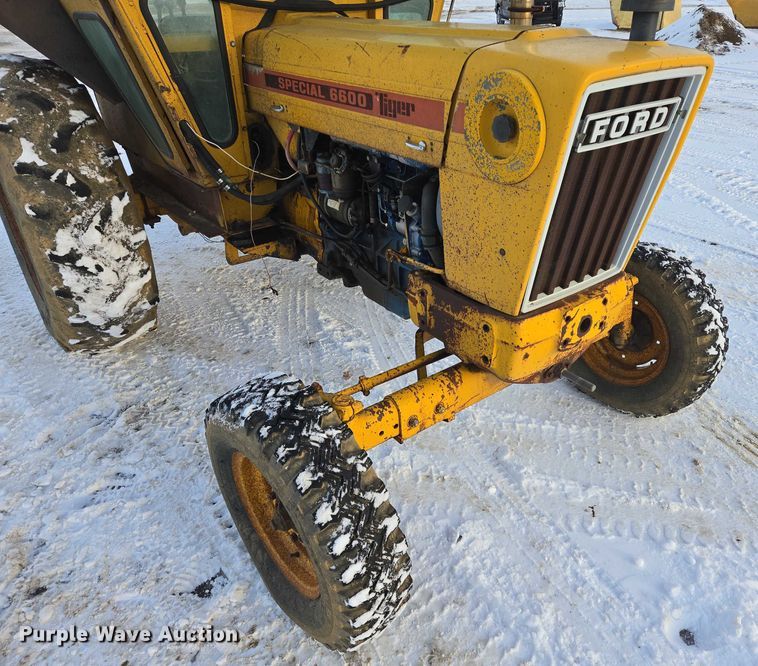 image for item ES2610 Ford Tiger Special 6600 tractor