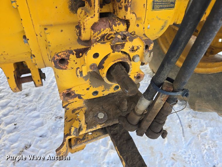 image for item ES2610 Ford Tiger Special 6600 tractor