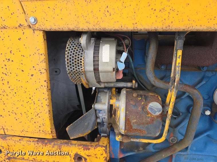 image for item ES2610 Ford Tiger Special 6600 tractor