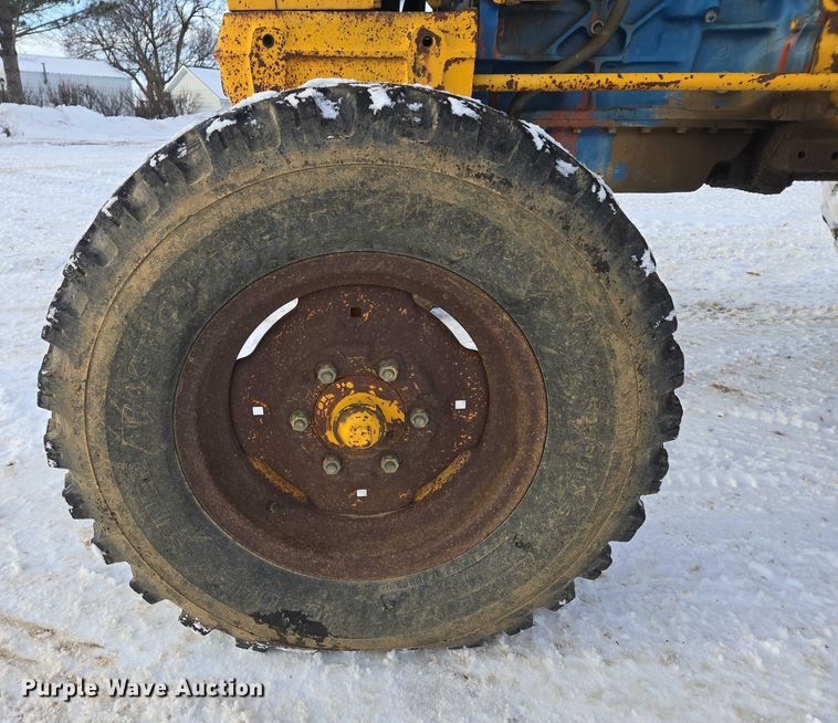 image for item ES2610 Ford Tiger Special 6600 tractor