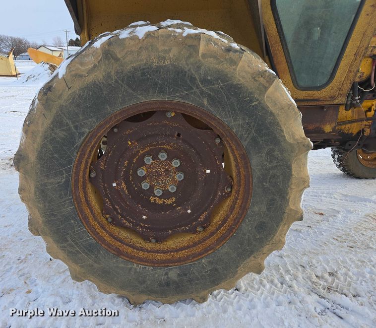 image for item ES2610 Ford Tiger Special 6600 tractor