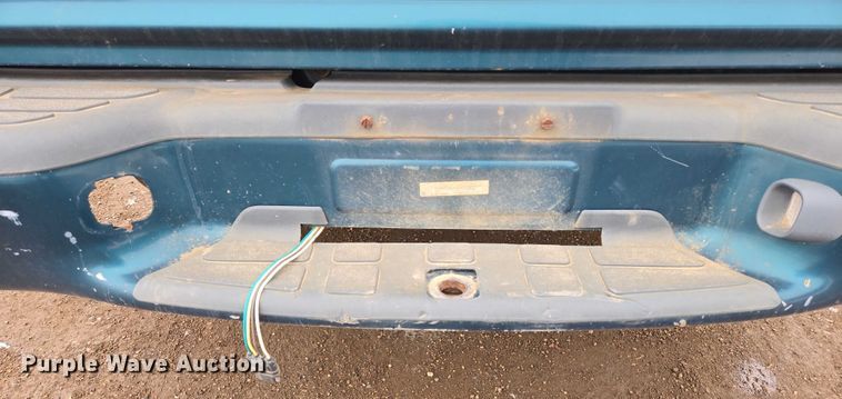 image for item ES2612 1998 GMC Sonoma Ext. Cab pickup truck