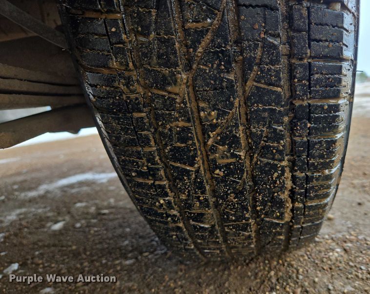 image for item ES2612 1998 GMC Sonoma Ext. Cab pickup truck