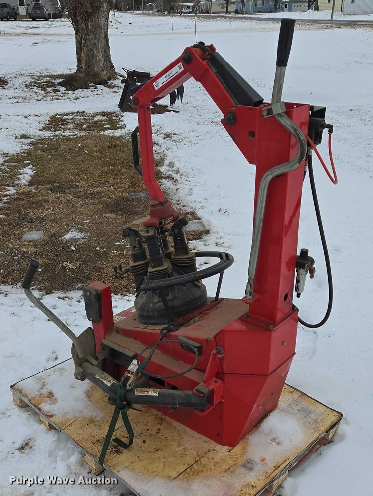 image for item ES2613 Butler TC3250 tire machine