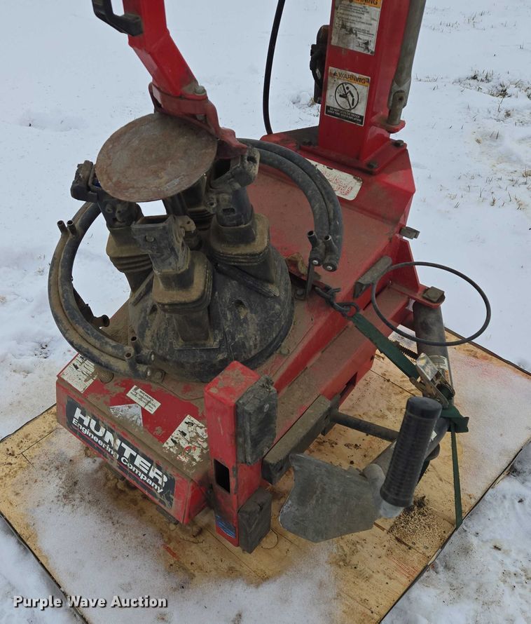 image for item ES2613 Butler TC3250 tire machine