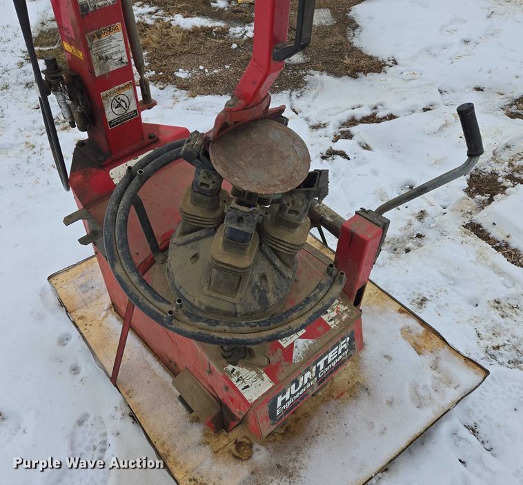 image for item ES2613 Butler TC3250 tire machine