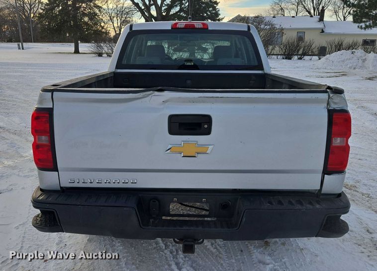 image for item ES2615 2016 Chevrolet Silverado 1500 Crew Cab pickup truck