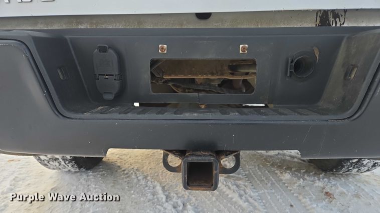 image for item ES2615 2016 Chevrolet Silverado 1500 Crew Cab pickup truck