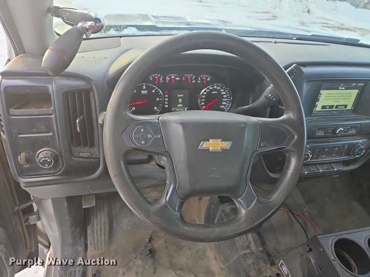 image for item ES2615 2016 Chevrolet Silverado 1500 Crew Cab pickup truck