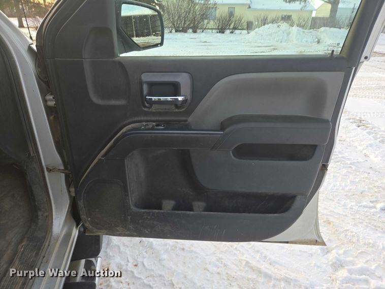 image for item ES2615 2016 Chevrolet Silverado 1500 Crew Cab pickup truck