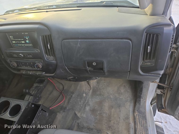 image for item ES2615 2016 Chevrolet Silverado 1500 Crew Cab pickup truck