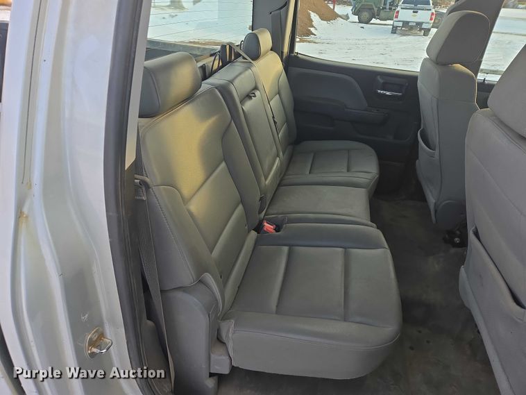 image for item ES2615 2016 Chevrolet Silverado 1500 Crew Cab pickup truck