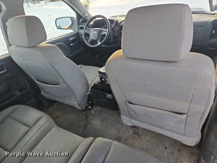 image for item ES2615 2016 Chevrolet Silverado 1500 Crew Cab pickup truck