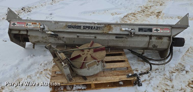image for item ES2617 Monroe MS696 spreader