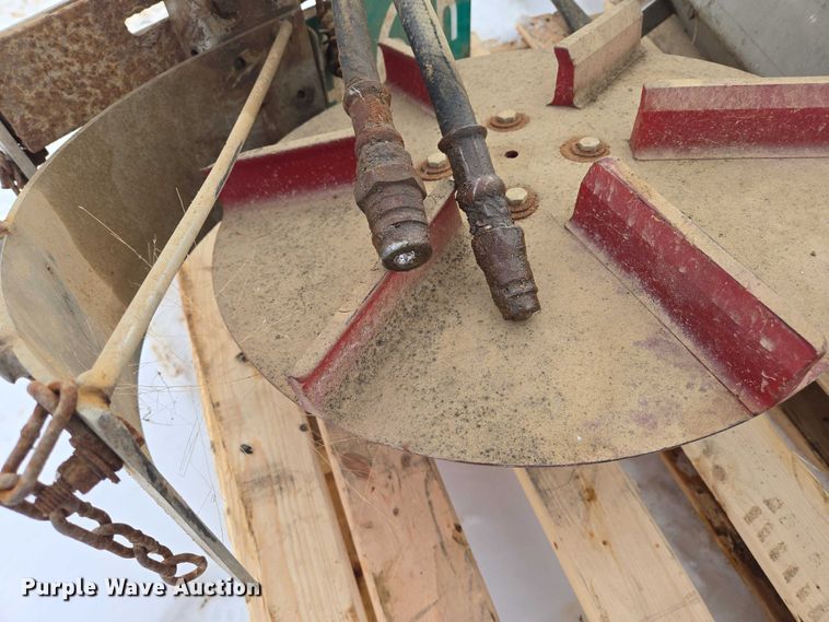 image for item ES2617 Monroe MS696 spreader