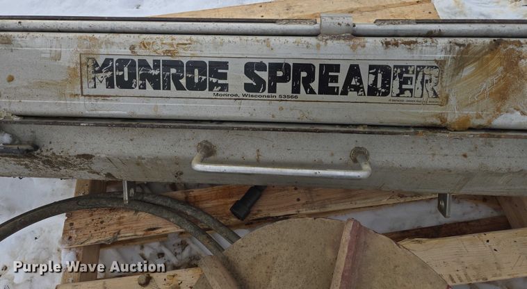 image for item ES2617 Monroe MS696 spreader
