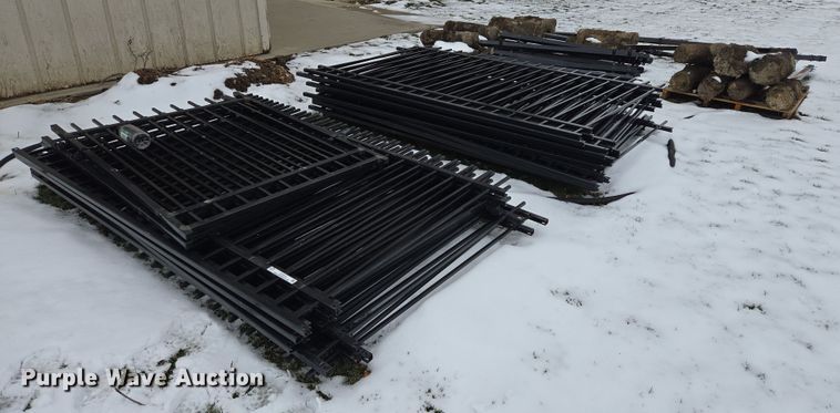 image for item ES2618 Metal fence material