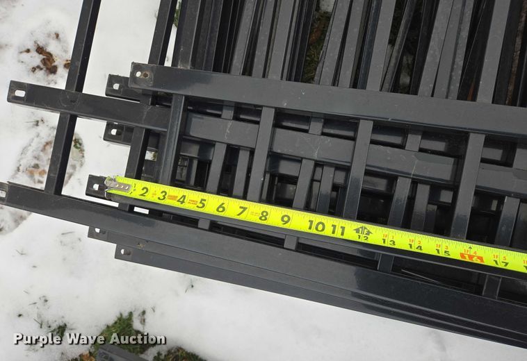 image for item ES2618 Metal fence material