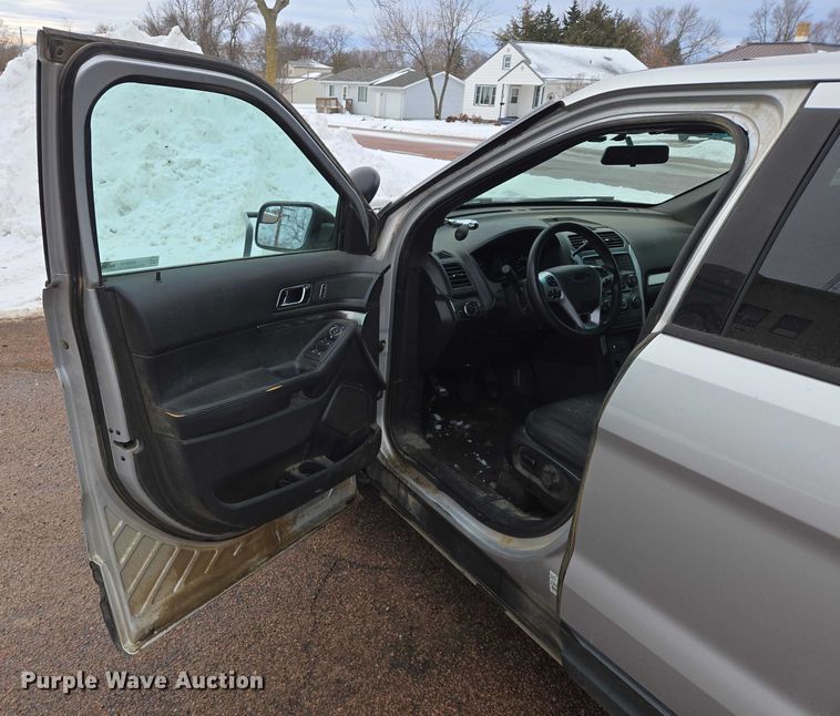 image for item ES2619 2015 Ford Explorer Police Interceptor SUV