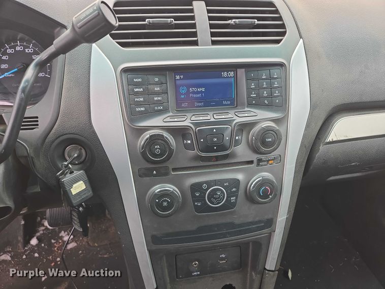 image for item ES2619 2015 Ford Explorer Police Interceptor SUV