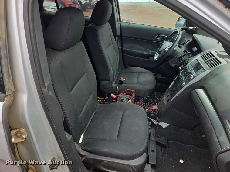 image for item ES2619 2015 Ford Explorer Police Interceptor SUV