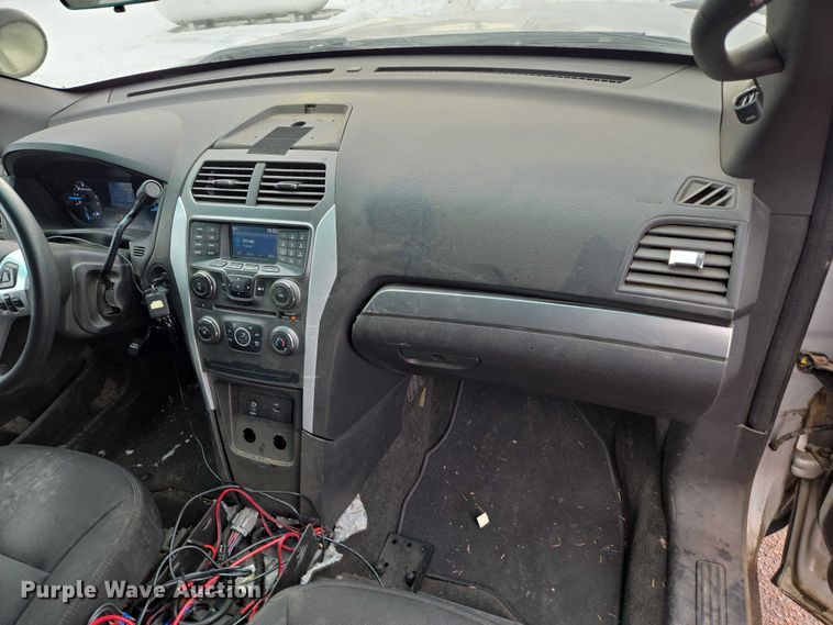 image for item ES2619 2015 Ford Explorer Police Interceptor SUV