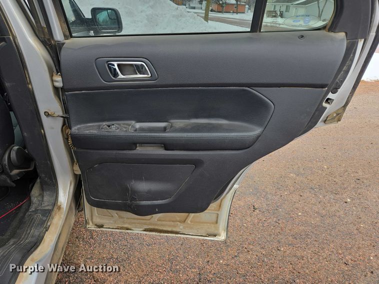 image for item ES2619 2015 Ford Explorer Police Interceptor SUV