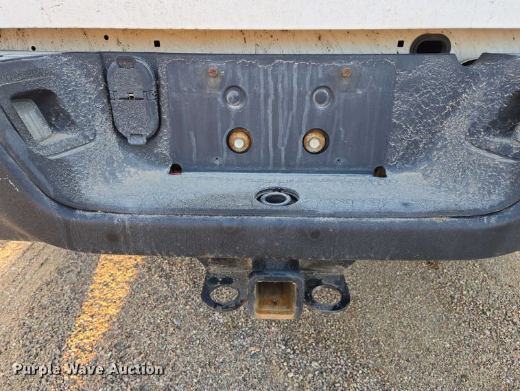 image for item ES2622 2017 RAM 1500 Crew Cab pickup truck