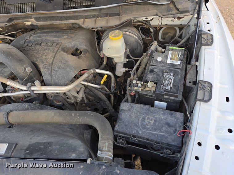 image for item ES2622 2017 RAM 1500 Crew Cab pickup truck