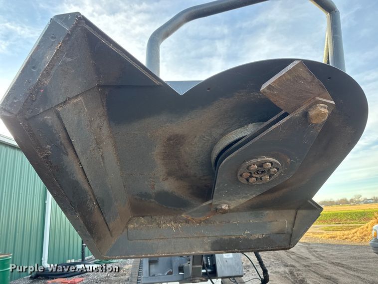 image for item ET4016 CID SBC skid steer articulating brush mower