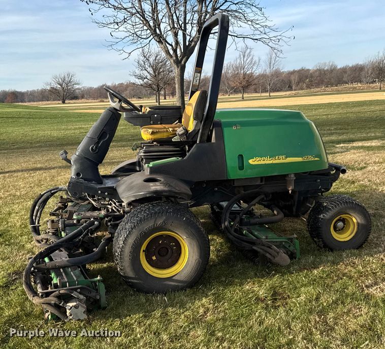 image for item ET4017 John Deere  3235C reel mower