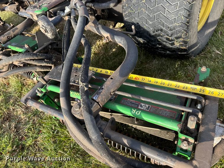 image for item ET4017 John Deere  3235C reel mower