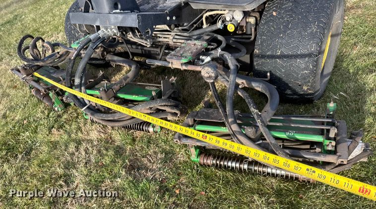 image for item ET4017 John Deere  3235C reel mower