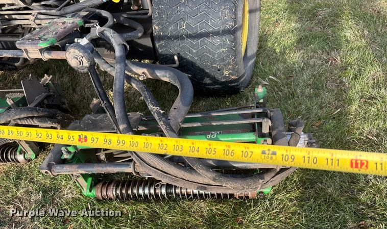 image for item ET4017 John Deere  3235C reel mower