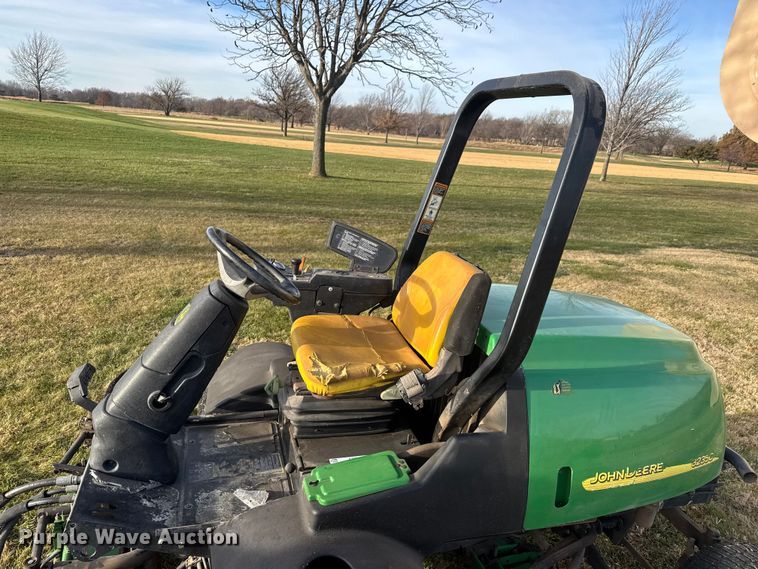 image for item ET4017 John Deere  3235C reel mower
