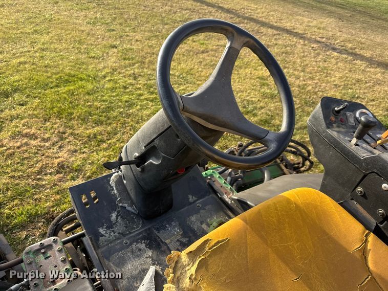 image for item ET4017 John Deere  3235C reel mower