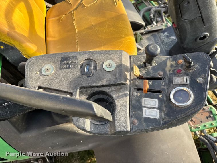 image for item ET4017 John Deere  3235C reel mower