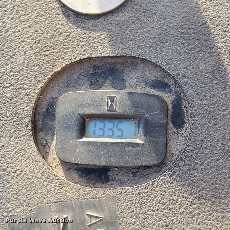 image for item ET4017 John Deere  3235C reel mower