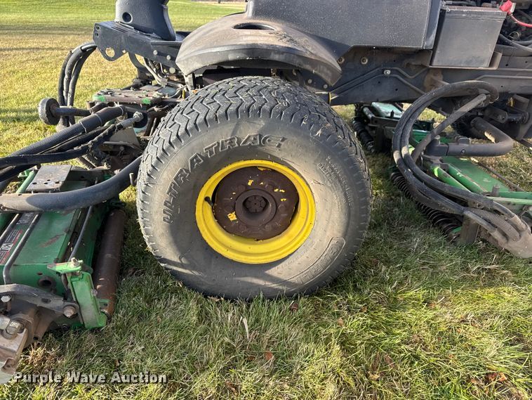 image for item ET4017 John Deere  3235C reel mower