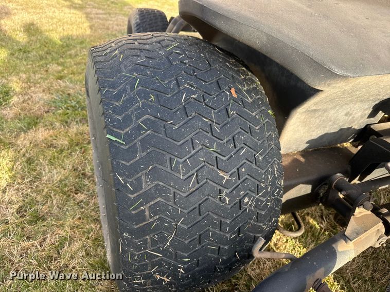 image for item ET4017 John Deere  3235C reel mower