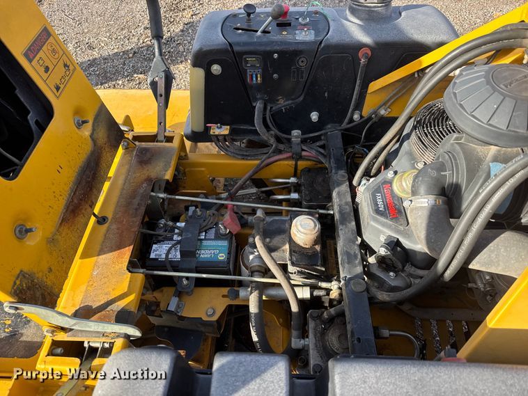 image for item ET4019 2009 Hustler Super Z ZTR lawn mower