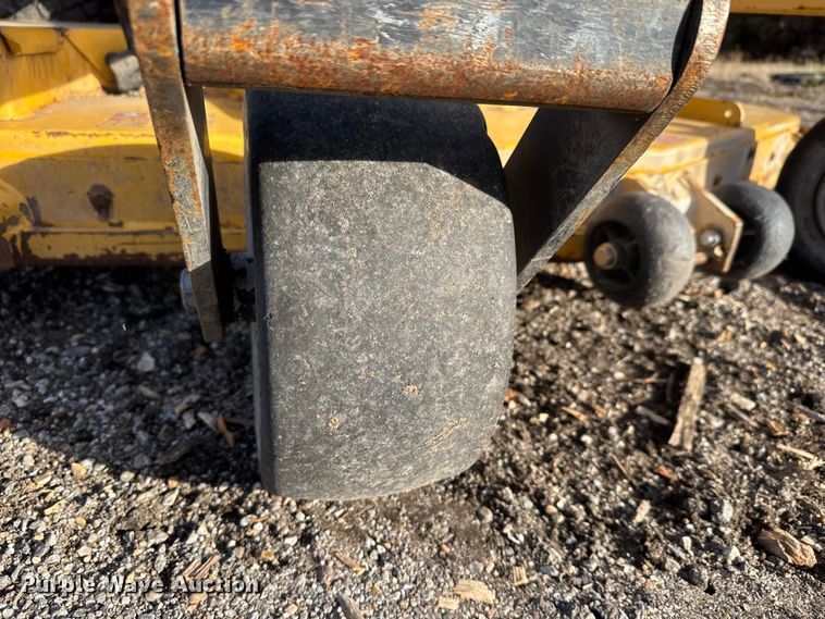 image for item ET4019 2009 Hustler Super Z ZTR lawn mower