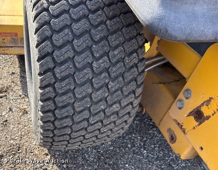 image for item ET4019 2009 Hustler Super Z ZTR lawn mower