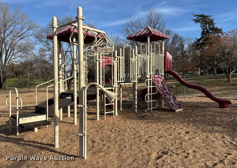 image for item ET4020 Playground equipment