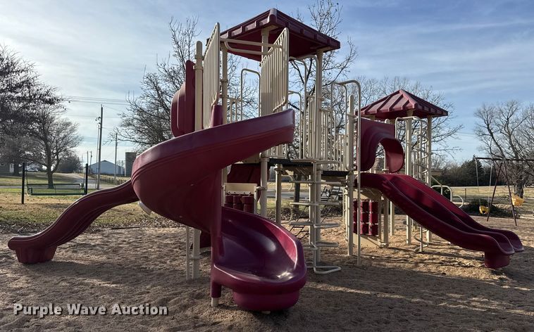 image for item ET4020 Playground equipment