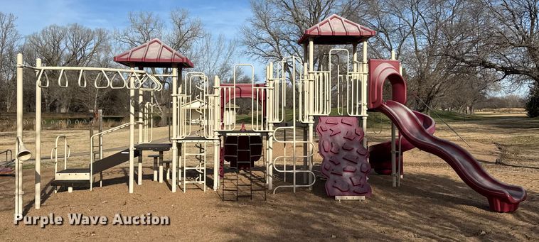 image for item ET4020 Playground equipment