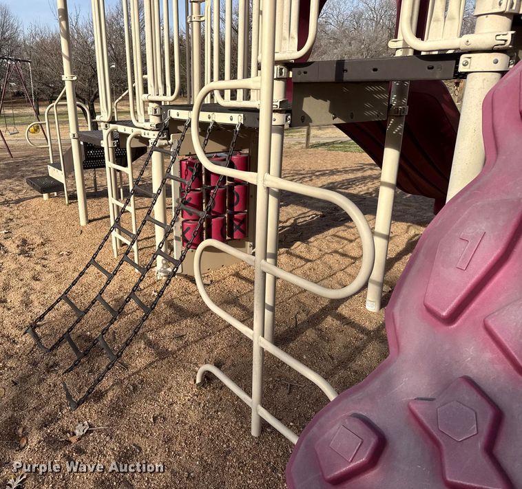 image for item ET4020 Playground equipment