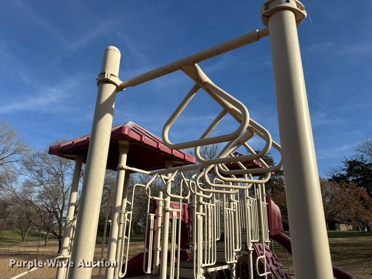 image for item ET4020 Playground equipment