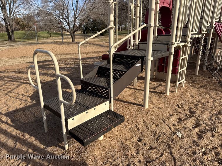 image for item ET4020 Playground equipment