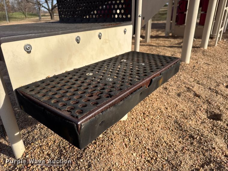 image for item ET4020 Playground equipment